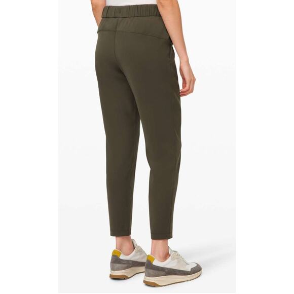 Lululemon On the Fly 7/8 Pant Drawstring Woven Dark Olive Women's 4 - Picture 6 of 11